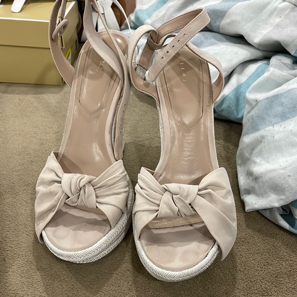 Aldo nude/white wedge heels - size 11 - Picture 1 of 5